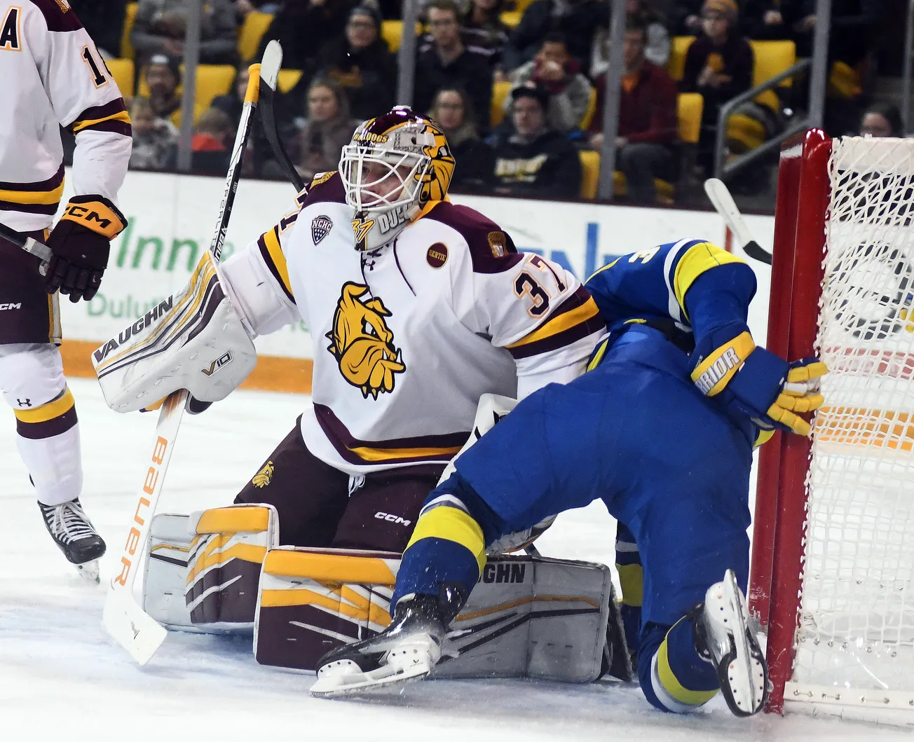 Howie: Bulldogs men's hockey nation restless for more W's