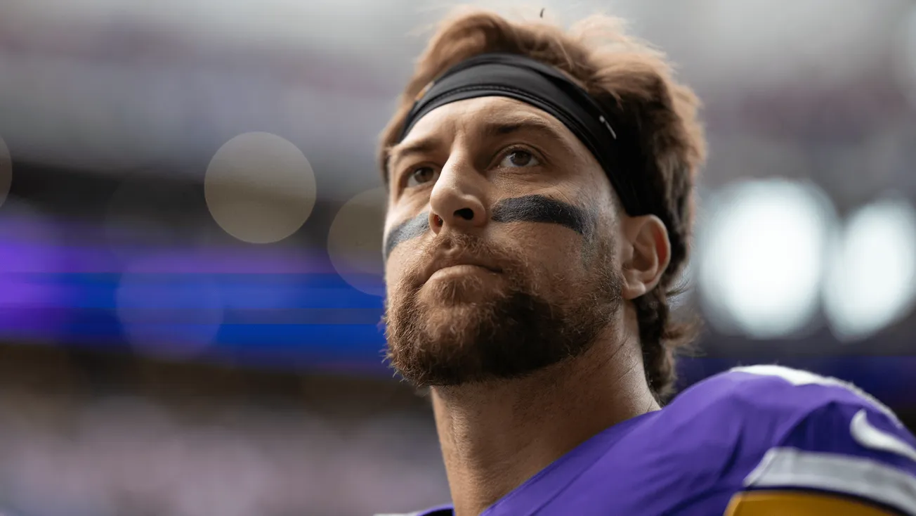 Vikings waive WR Adam Thielen