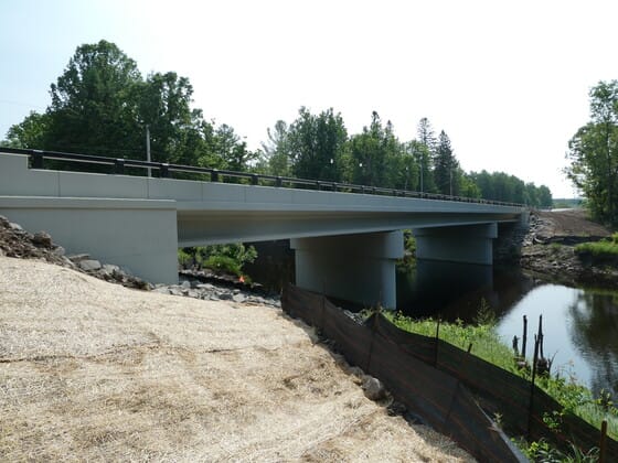 New Highway 133 bridge near Meadowlands opens
