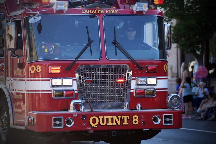 Duluth Fire Department rescues man who fell from trail edge